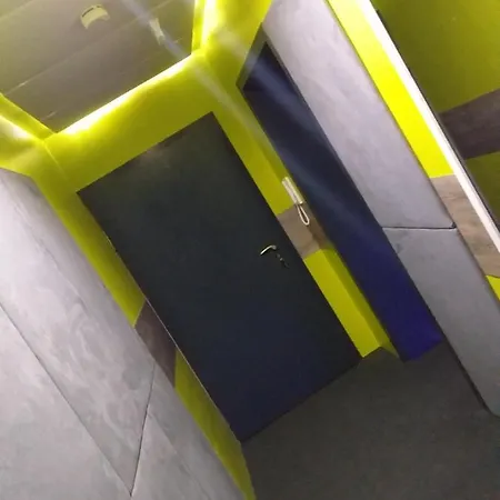 Modern Hoteliving
