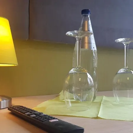 Modern Hoteliving